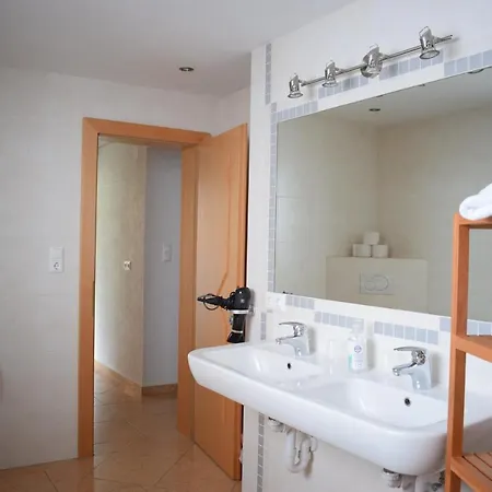 Fruehstuecks-radpension Taurer-thoman Dellach im Drautal