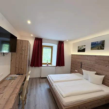 Guest house Fruehstuecks-radpension Taurer-thoman