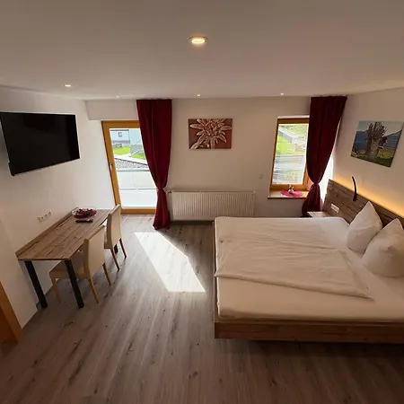 Fruehstuecks-radpension Taurer-thoman Guest house
