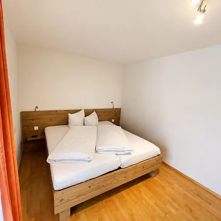 Fruehstuecks-radpension Taurer-thoman Guest house Dellach im Drautal