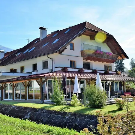 Fruehstuecks-radpension Taurer-thoman Guest house Dellach im Drautal
